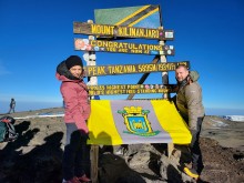 Кметът на Община Раковски изкачи връх Ухуру в Африка