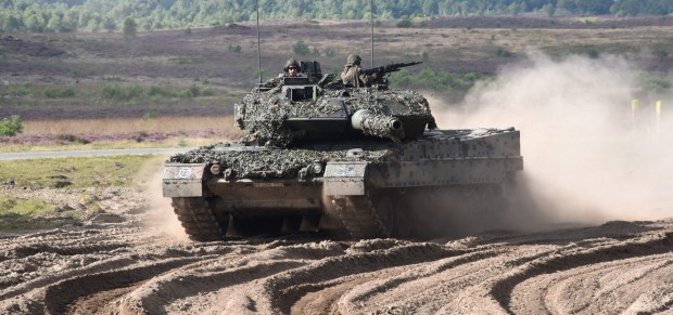 Германия може да достави на Украйна 19 танка Leopard 2 от запасите на Бундесвера