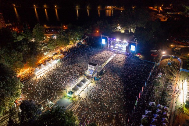 TD Тази година почти сигурно най голямото музикално събитие в България през