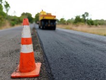 Продължават ремонтните дейности на пътна инфраструктура в Добрич