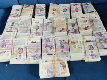 Митничари задържаха недекларирана валута за близо 680 000