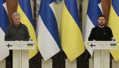 Президентът на Финландия пристигна в Украйна и се срещна със Зеленски