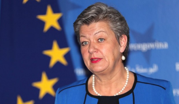 Еврокомисарят по вътрешните работи Илва Йохансон потвърди подкрепата на властите