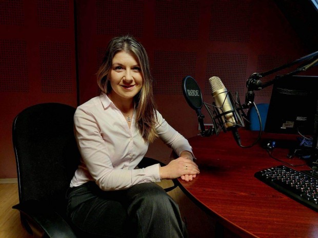 Габриела Руменова: Можем да подадем жалба срещу повишението на цените на мобилните оператори