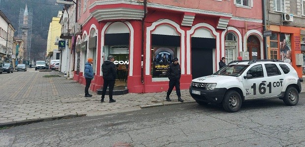 Ограбиха магазин на мобилен оператор в Кюстендил