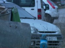 Откриха колата на крадците, обрали мъж на паркинга на хипермаркет в София