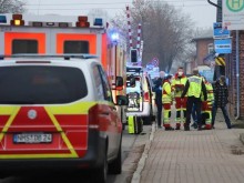 Двама загинали и няколко ранени при нападение с нож във влак в Германия