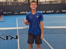Физически проблеми спряха Илиян Радулов на 1/4-финал в Australian Open