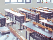 Учебниците стават безплатни за всички ученици до 12 клас