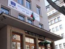 Ето защо забраниха на ученик да влиза в сградата на училище