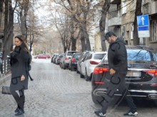Това ли е новата тръпка на Азис?