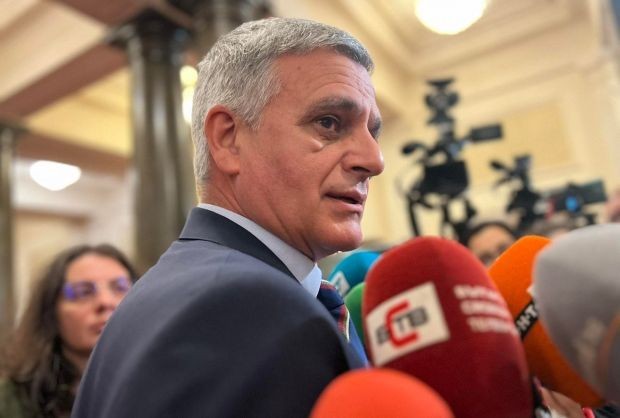 Янев: Има нужда от дебат как да оздравим българската демокрация