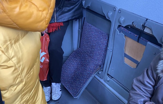 TD За градски автобус със счупени седалки съобщи читател на Plovdiv24 bg