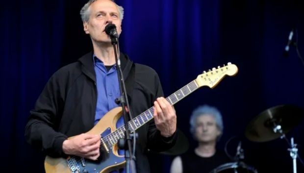 На 73-годишна възраст почина китаристът и певец Том Верлейн, съобщава