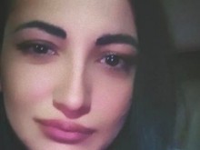 Ето я младата полицайка, хваната с марихуана
