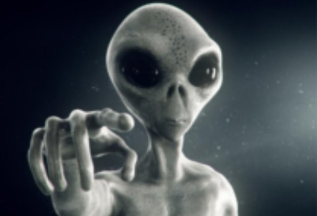 Водещ експерт по НЛО предупреди че извънземните не идват с
