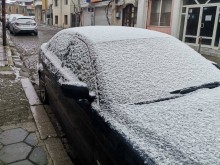 6 катастрофи са станали от сутринта в Бургас заради снега
