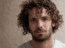 Явор Бахаров едва отървал кожата след бой в дискотека