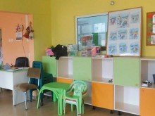 Родители са притеснени, че приемат децата им в сборни групи по време на епидемия