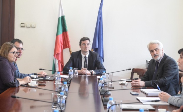 Министър Зарков: България работи по ограничаване на "делата – шамари" срещу журналисти