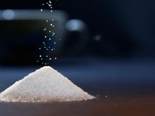 Регламентират се изискванията към някои захари, предназначени за консумация от човека