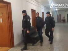 Окръжният съд в Бургас гледа мярката за неотклонение на мъжа, хванат с наркотици на границата с Турция