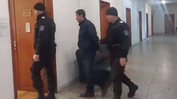 Оставиха в ареста мъжа, хванат с дрога за близо 600 хил. лв. на границата с Турция