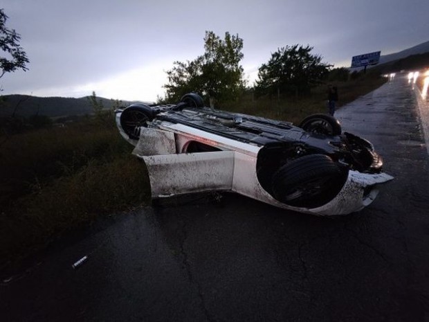 TD За обърната кола по таван на излизане от Пловдив