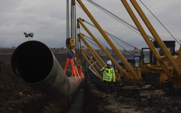 Kathimerini: България започва работа по газовата връзка на Сърбия