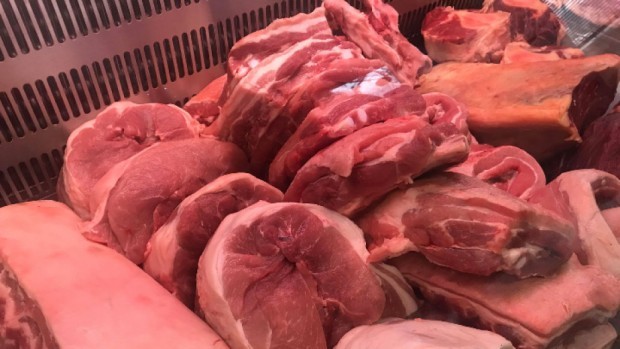 С какво качество е свинското месо в магазините Имаме ли