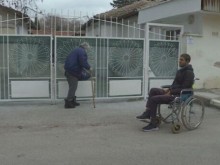 Инвалид остана без пенсията си след грабеж в Пловдив