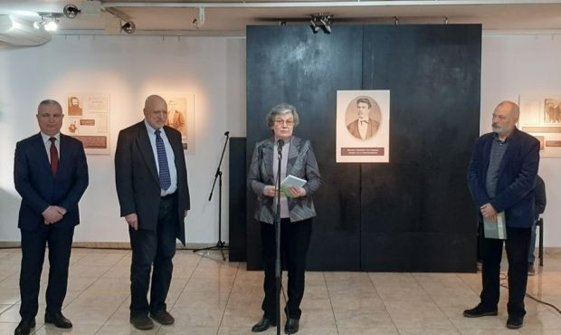 Министър Минеков откри изложба по повод 150 години от гибелта на Апостола