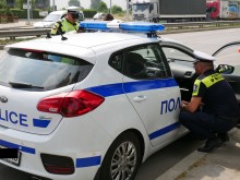 Грозни сцени в Пловдив, шофьор отнесе юмруци от колега