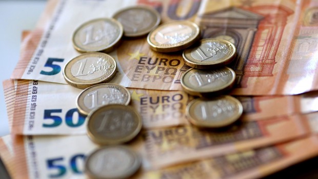 Информационният сайт на Министерството на финансите за еврото ще струва 84 000