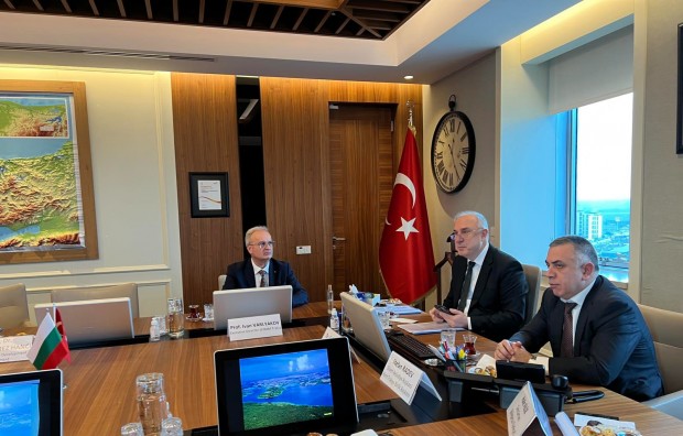 Кметът Стефан Радев оглави делегация от РАО "Тракия" в Истанбул