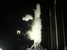 Илън Мъск празнува 200-ия полет на своята ракета Falcon 9
