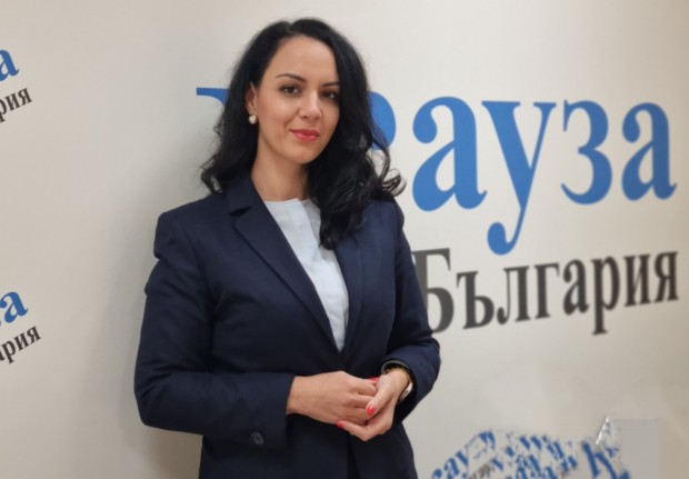 </TD
>Общинският съветник от ПП Кауза България“ Румяна Толова продължава със