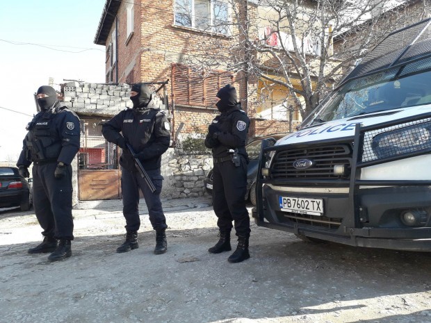 Мащабна полицейска акция се провежда в Пловдивско