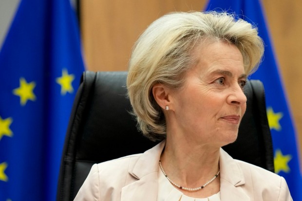 Урсула фон дер Лайен обяви нов "мащабен пакет" от санкции срещу Русия