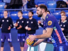 Цветан Соколов с 12 точки при безпроблемна победа на Динамо