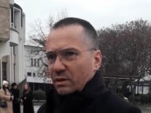 Джамбазки: Абсолютен позор е това, което в момента се случва на границата ни с РСМ