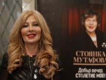 Мария Грубешлиева: Стоянка Мутафова изигра силен монолог: "Смърт няма, има само продължение"  