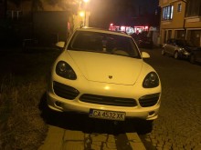 Пловдивчанин: Поредният наглец със скъпа кола на метри от полицията