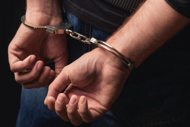 Четирима мъже са арестувани за каране в нетрезво състояние през