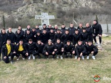 Юноши на Ботев посетиха къщата на баба Ванга