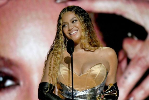 Тазгодишната церемония на 65 те награди Грами се проведе снощи в Лос Анджелис