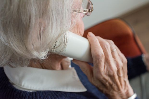 90-годишна жена от гр. Попово стана жертва на телефонна измама