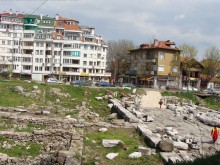Търсят пари за Източната порта от италианския посланик