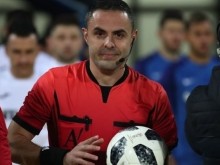 Никола Попов ще ръководи мача между Левски и Черно море