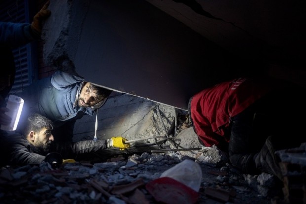 Турският бизнес се мобилизира в помощ на пострадалите от земетресението
